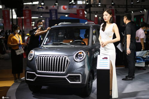 济南举行新能源电动汽车展 可挂牌能上路成热点
